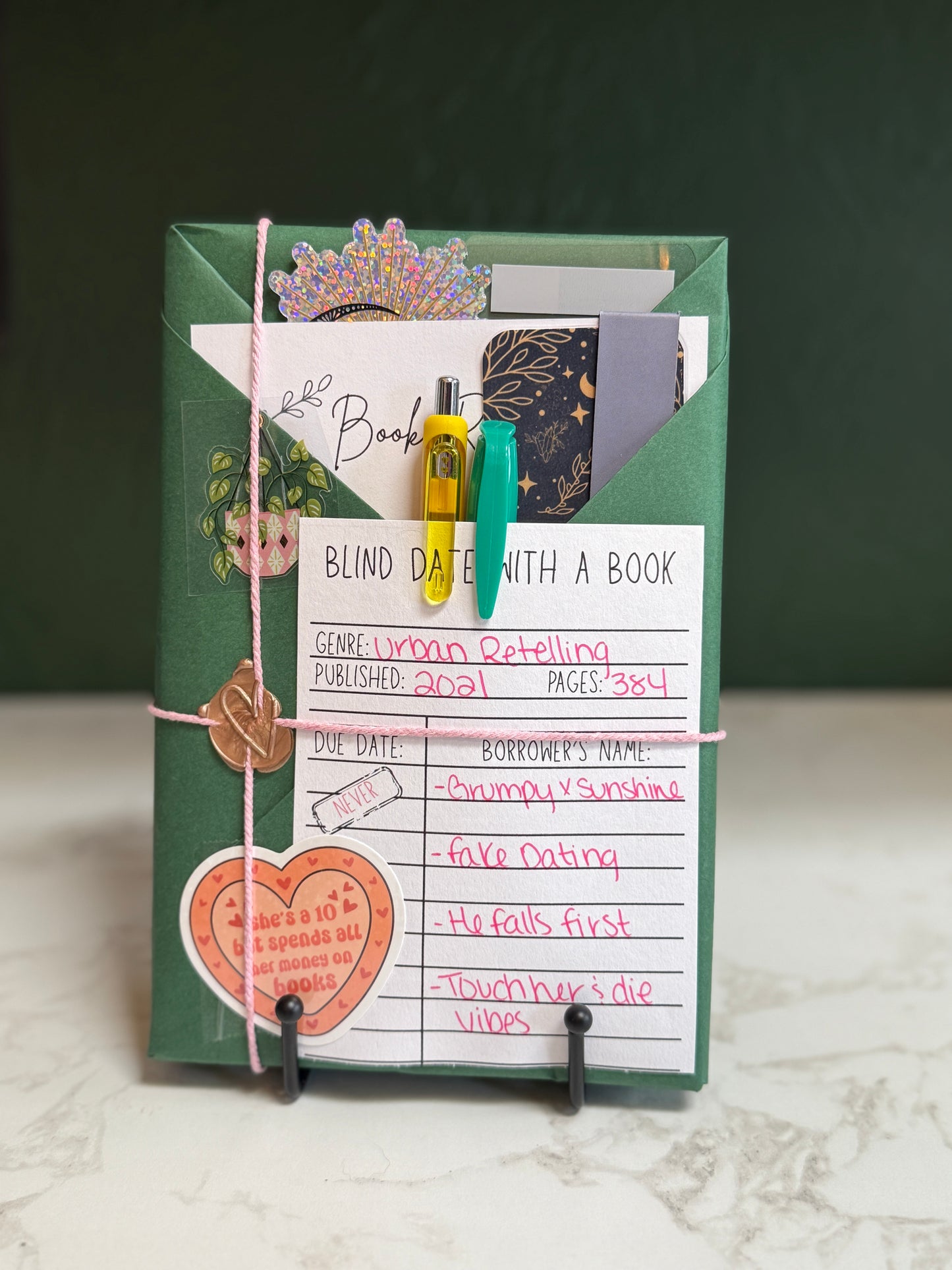 Premade Blind Date with a Book