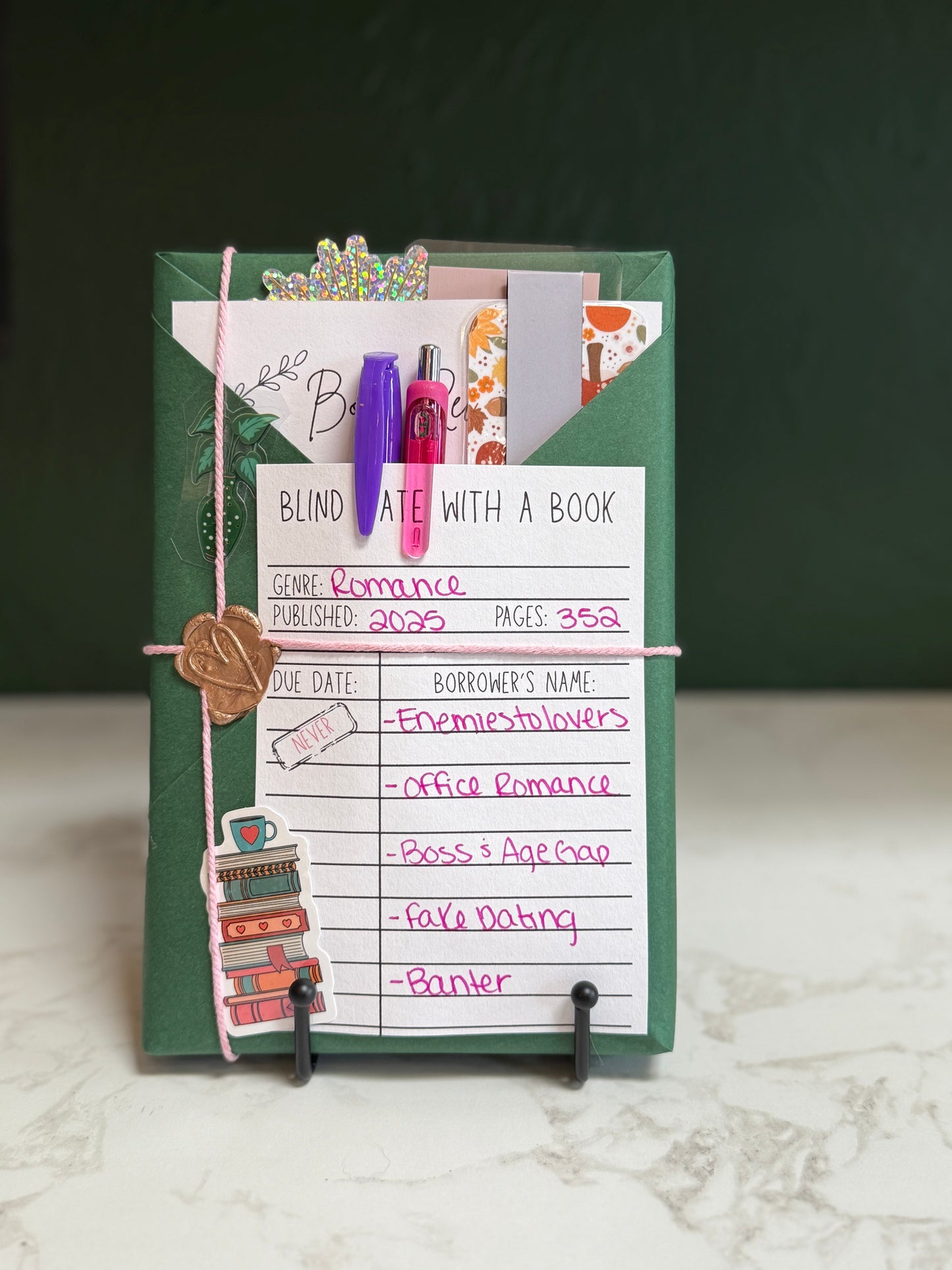 Premade Blind Date with a Book