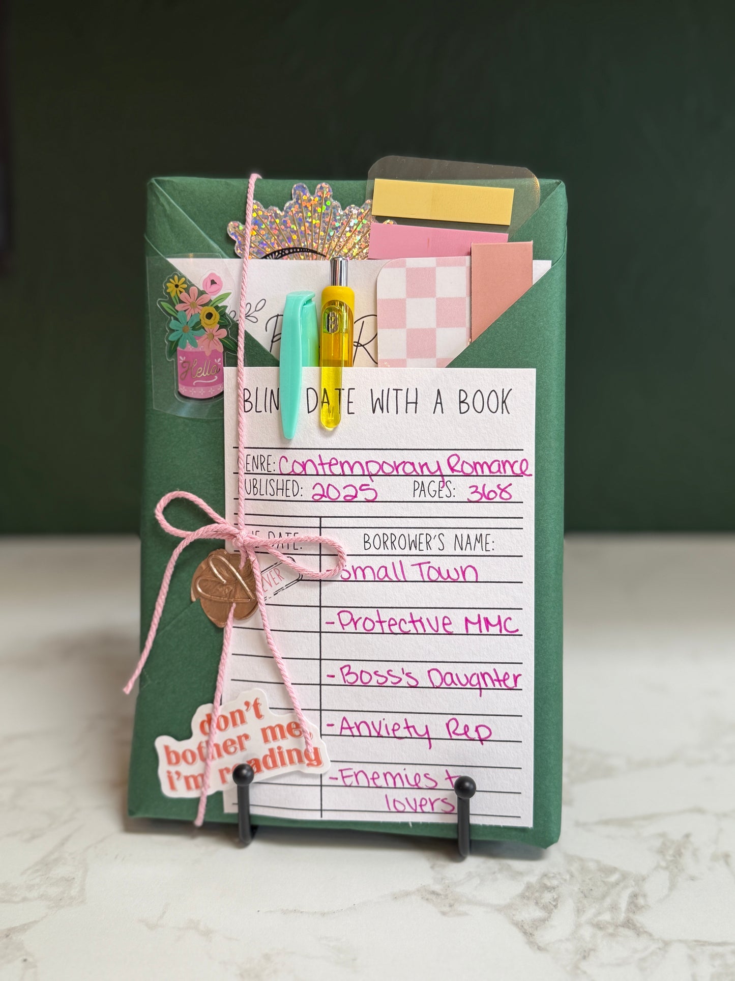 Premade Blind Date with a Book