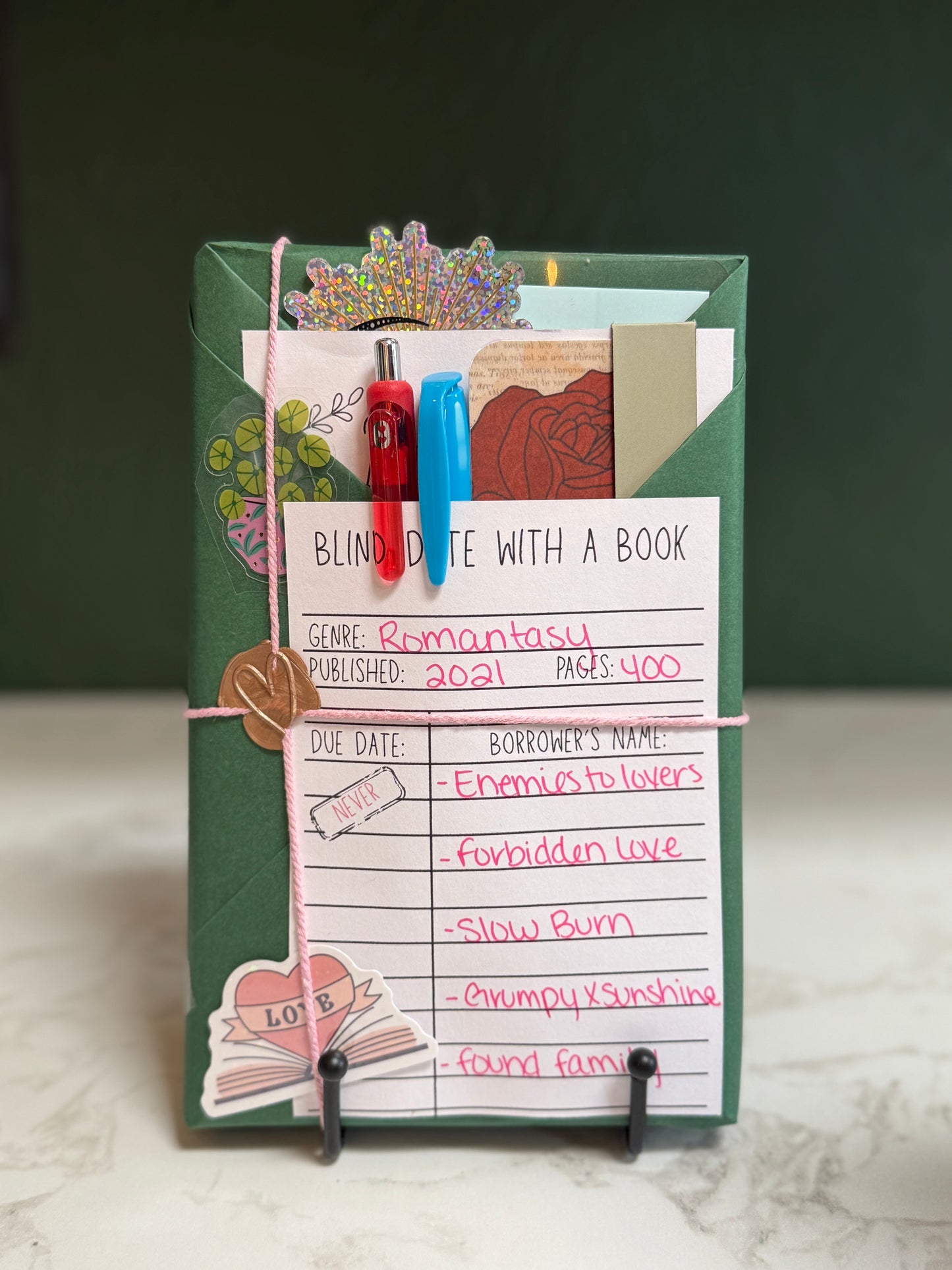 Premade Blind Date with a Book