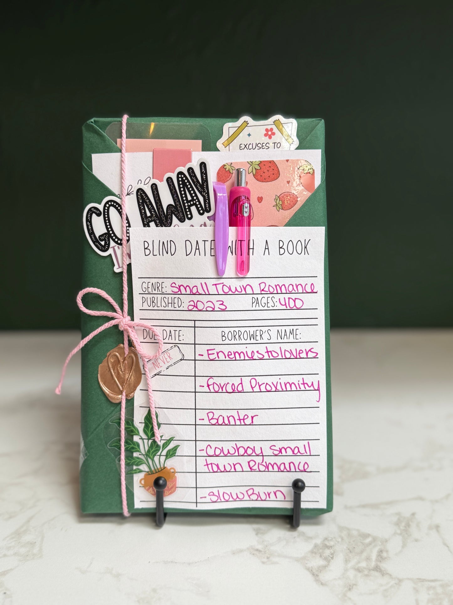 Premade Blind Date with a Book