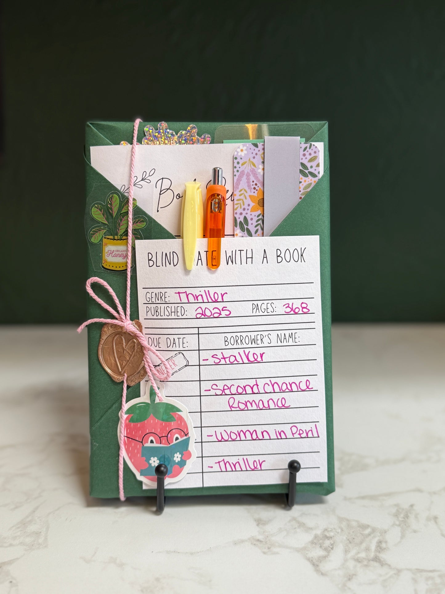 Premade Blind Date with a Book